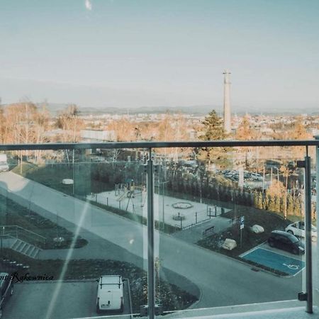 Апартаменты Apartament Rakownica Еленя-Гура Экстерьер фото